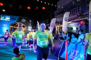 BIB: 90092
                            <button type="button" onclick="openModal(21897306)" class="btn btn-primary btn-sm float-right btn-popup" data-toggle="modal" data-target=".modal-high-quality">
                        <i class="fas fa-shopping-cart"></i> Add to Cart
                    </button>
                                            <button type="button" onclick="isThisMe(21897306, true)" class="btn btn-success btn-sm float-right btn-popup btn-isme hidden" data-toggle="tooltip" data-placement="bottom" title="นี่คือรูปของคุณใช่ไหม คลิกที่นี่เพื่อเอาเข้าอัลบั้ม">
                        <i class="fas fa-plus"></i> Add to album
                    </button>
                    <button type="button" onclick="isThisMe(21897306, false)" class="btn btn-warning btn-sm float-right btn-popup btn-isnotme hidden">
                        <i class="fas fa-ban"></i> Remove from album
                    </button>